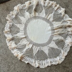 Vintage Beige Lace Tablecloth